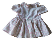 reizendes Kleidchen m roten