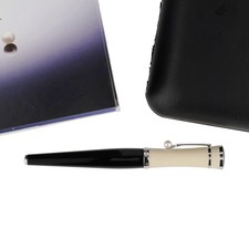 Montblanc Muses Line Greta Garbo Special Edition Füller ID: 36120 Gold M-Feder