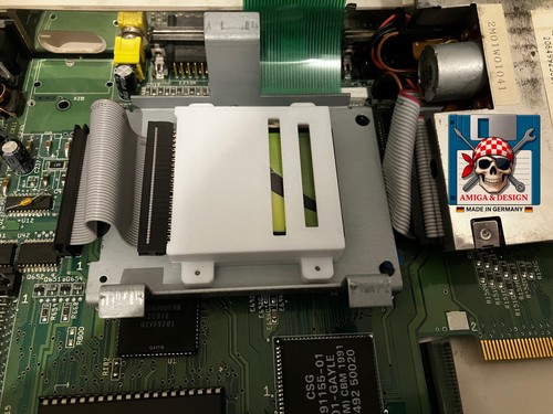 Amiga 1200 600 cf - /,