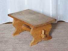 Alter Schemel Blumen-Hocker