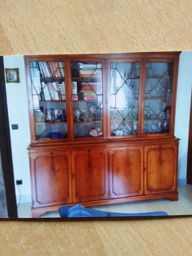 Englische stilvitrine eibe - stilvitrine,, eibe-
