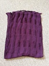 Schal in lila/violett mit Struktur von TK Maxx