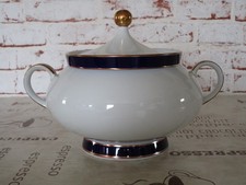 Porzellan-Terrine der