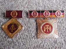 2x "Held der Arbeit" -