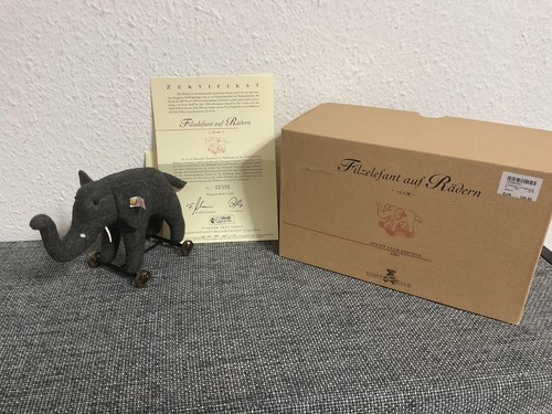 🍀🍀🍀Filzelefant auf