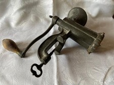Fleischwolf vintage - Wurstmaschine alt   mechanisch Alexanderwerk