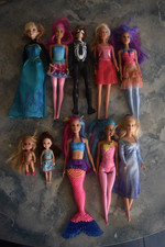 :-) 10 verschiedene Barbie