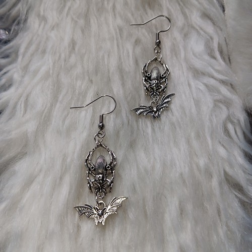 Witchy ohrringe mit - ohrringe, fledermaus