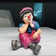Clown Figur Dekoration sitzend