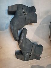 Schwarzgraue Stiefelette Gr