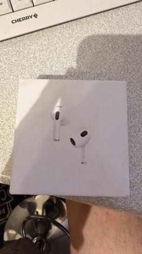 Apple airpods generation - airpods, 3.
