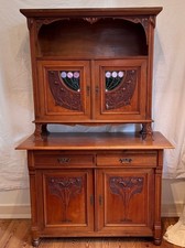Antikes Bufett aus dem