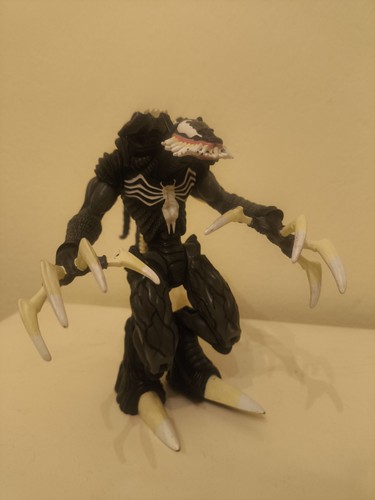 Toy biz venom - biz, alien