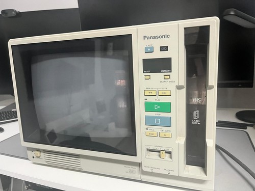 Panasonic 500 crt monitor - panasonic,