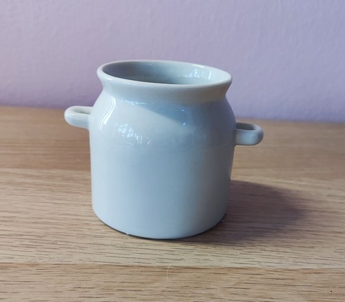 Kleine milchkanne weiß - milchkanne,