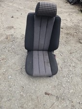 Mercedes Benz W201 190e Sitz