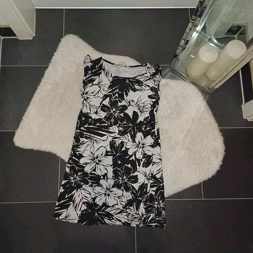 Blumenkleid 146 152