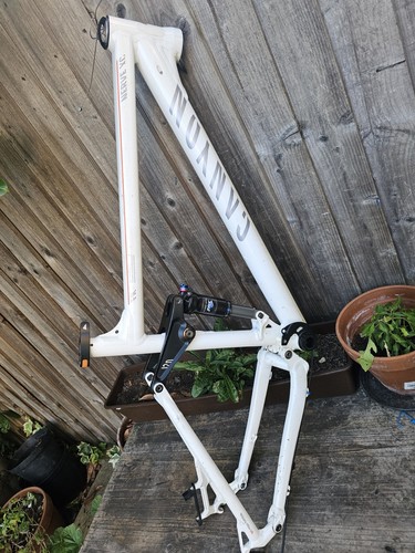 Canyon nerve 120mm alu - nerve, xc