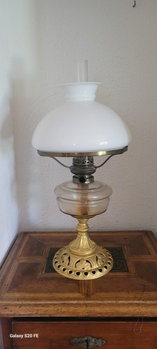 Alte petroleumlampe - alte,