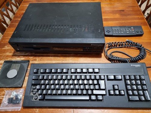 Commodore cdtv 1000 caddy - +,
