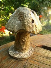 Bronzeskulptur Pilz hellgrün massiv Bronze Kunst Figur mushroom bronce