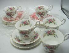 ROYAL ALBERT  MOSS  ROSE Set 5