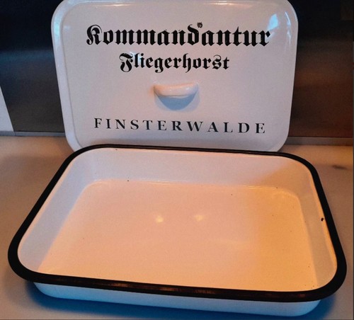 Altes emaillie gefäß - emaillie,