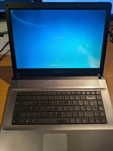 Sony vaio pgc 7v1m - pgc,