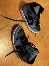 Nike AIR JORDAN 1 MID, Größe UK 9, EU 44, Farbe UNIVERSITY BLUE