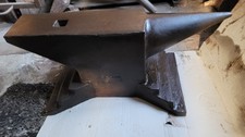 Schmiedeamboss  69cm breit und