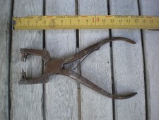 Alte Spezialzange Ösezange Nietenzange, Stanzzange - Werkzeug - Zange Schuster?