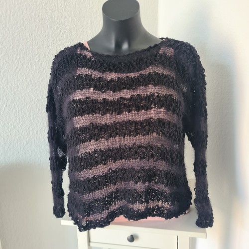 Handgestrickter pullover neu - handgestrickter,