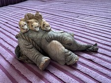 Tuskers Elephant - Chillin’