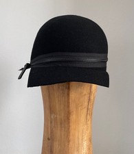 Yohji Yamamoto Filz Cap (Wollfilz) mit Reißverschluss Schwarz