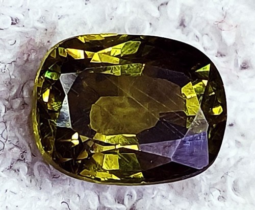 Natural peridot ct - natural,