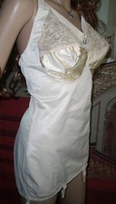 Strammes Mieder Straps Korselett 120 B haut Triolet Corselette Girdle NEU! (do42