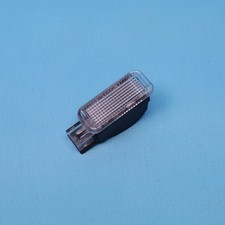 Audi A6 4F C6 Fußraumbeleuchtung 4B0947415A Innenraumleuchte Lampe Leuchte Orig.