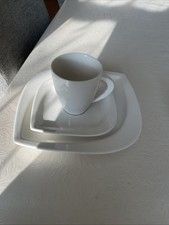 Kaffeegeschirr Marke Novel für 12 Personen