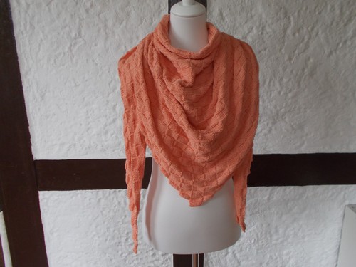 Schultertuch gestrickt
