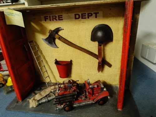 Feuerwehr diorama 50x37x19 - diorama,