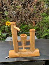 Japanische Wasserspiele f