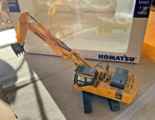 Universal Hobbies Komatsu