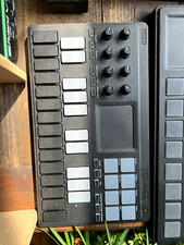 Ständer für nanoKONTROL Studio oder KORG NANOKEY und Ipad  Rack Holz Seitenteil