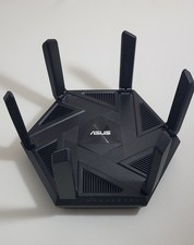 ASUS RT-AXE7800 Tri-Band Wi-Fi 6E 6GHz Gaming VR Router Schwarz