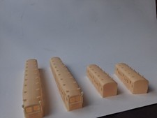 S-Bahn Berlin Bernau 4 Teile und Hamburg 3 Teile S-Bahn 490 als Gehäuse HO/TT/N