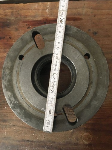 Futterflansch 200mm