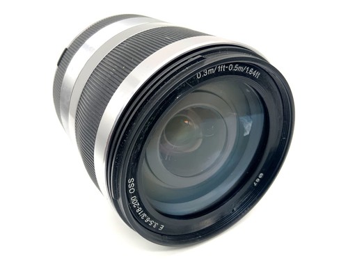 Sony sel18200 200mm - sony, 18-200mm