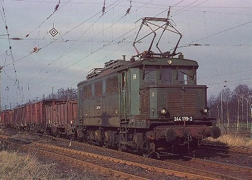 Elektro lok 244 139 - elektro-lok,