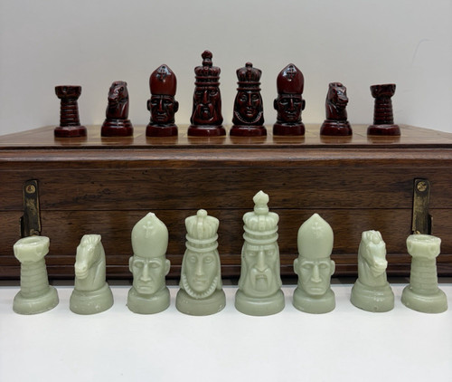 Vintage schachspiel mit koffer - mit,