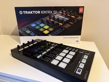 Native Instruments Traktor Kontrol D2 DJ Controller 2-Kanal
